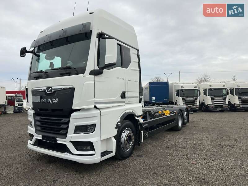 Контейнеровоз MAN TGX 2021 в Луцьку фото 25 Контейнеровоз MAN TGX 2021 в Луцьку