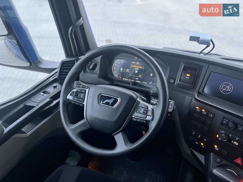 Контейнеровоз MAN TGX 2022 в Чернівцях
