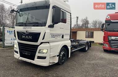 Контейнеровоз MAN TGX 2021 в Черновцах
