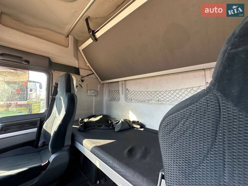 Контейнеровоз MAN TGX 2009 в Киеве