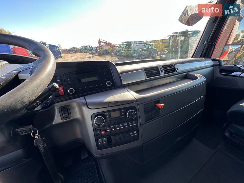 Контейнеровоз MAN TGX 2009 в Киеве