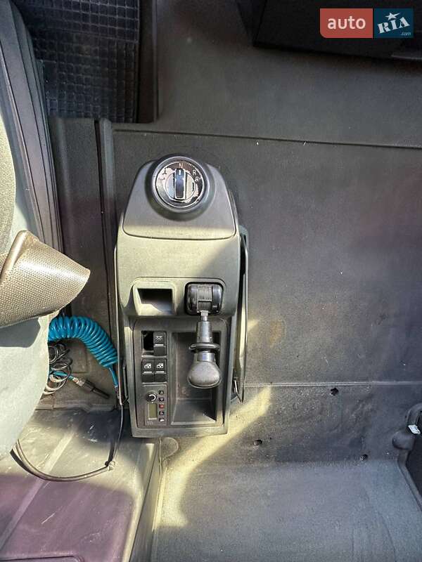 Контейнеровоз MAN TGX 2009 в Киеве