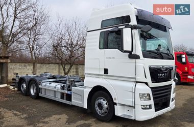 Контейнеровоз MAN TGX 2018 в Чернівцях