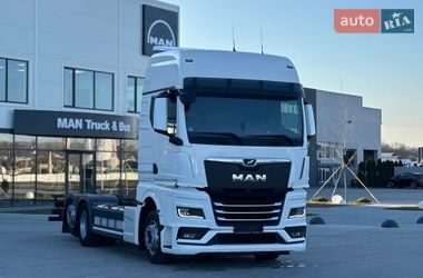 Контейнеровоз MAN TGX 2021 в Черновцах
