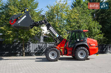 Телескопічні навантажувачі Manitou MLA 2018 в 
