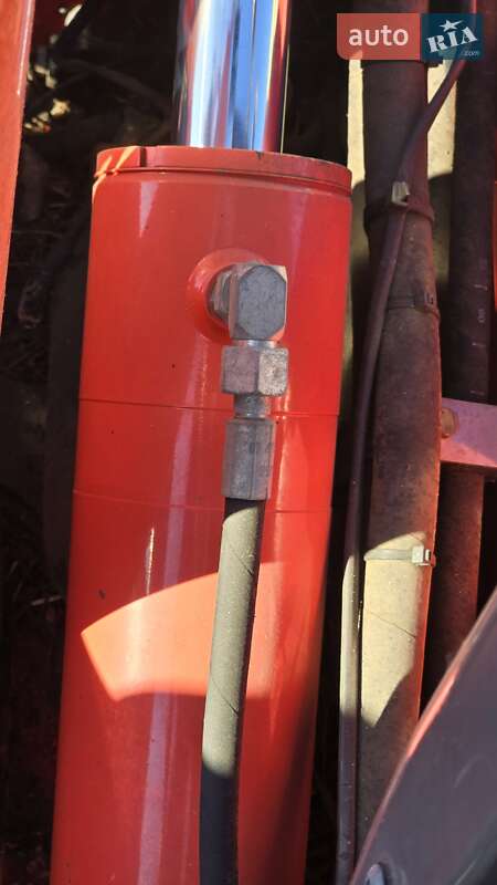 Телескопический погрузчик Manitou MLT 634-120 LSU 2013 в Луцке фото 24 Телескопический погрузчик Manitou MLT 634-120 LSU 2013 в Луцке