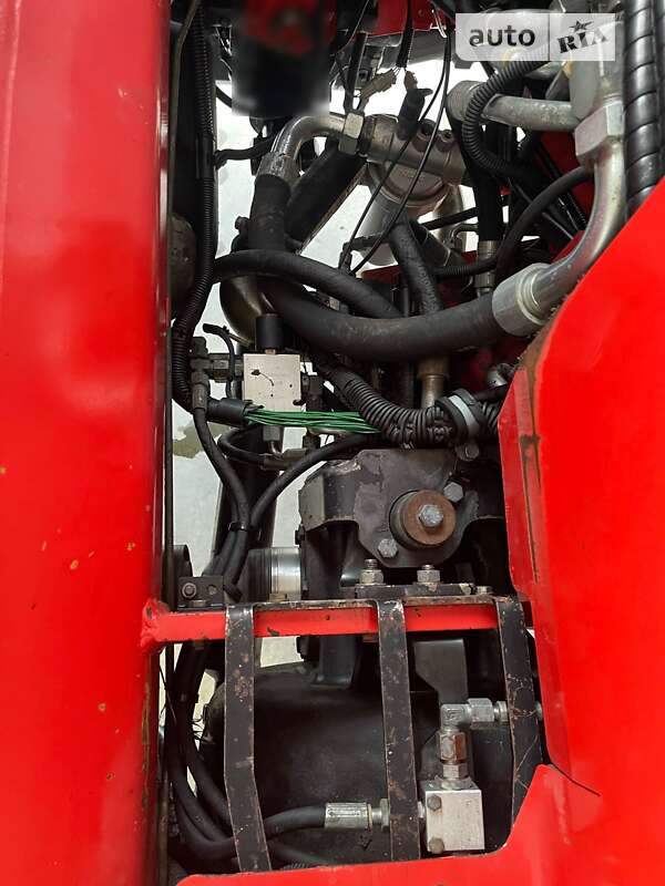 Телескопический погрузчик Manitou MLT 735-120 LSU 2009 в Горохове