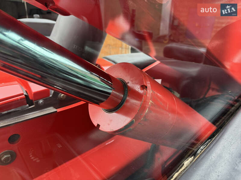 Телескопічні навантажувачі Manitou MLT 735-120 LSU 2008 в Теребовлі