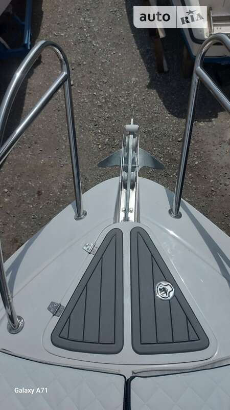 Моторна яхта Mano Marine 32 2023 в Кам'янець-Подільському