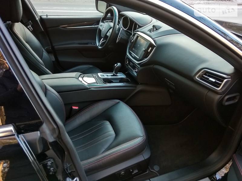 Седан Maserati Ghibli 2014 в Киеве
