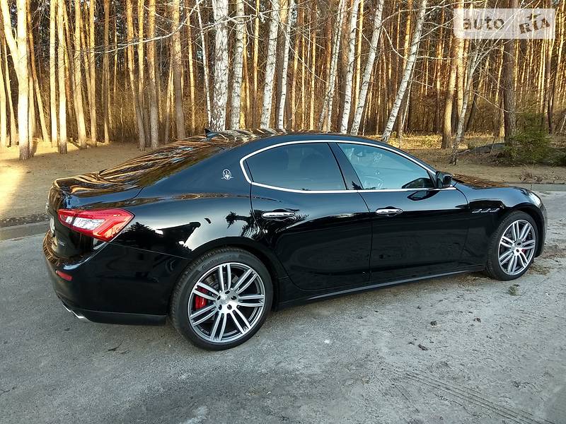Седан Maserati Ghibli 2014 в Киеве