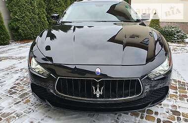 Седан Maserati Ghibli 2015 в Киеве