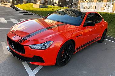 Седан Maserati Ghibli 2015 в Киеве