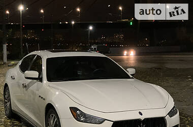 Седан Maserati Ghibli 2014 в Киеве