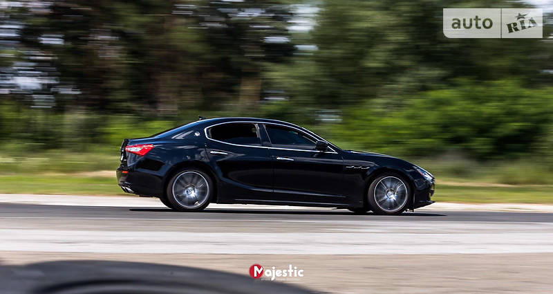 Седан Maserati Ghibli 2015 в Києві