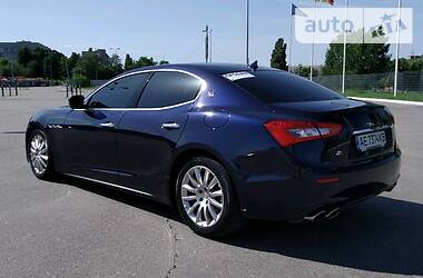 Седан Maserati Ghibli 2014 в Киеве