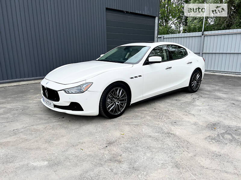 Седан Maserati Ghibli 2015 в Киеве