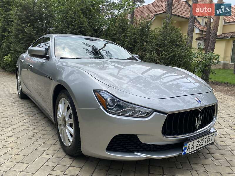 Maserati Ghibli 2013
