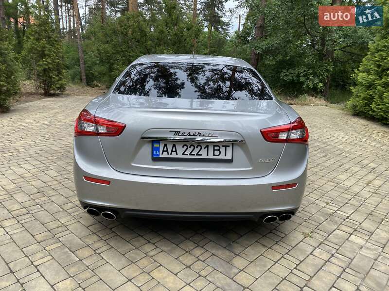 Седан Maserati Ghibli 2013 в Киеве
