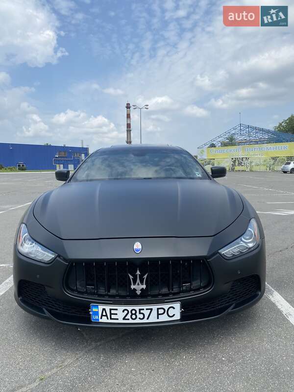 Седан Maserati Ghibli 2014 в Днепре