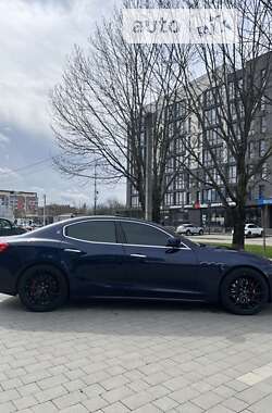 Седан Maserati Ghibli 2015 в Ужгороде