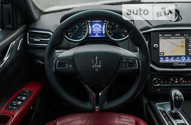 Седан Maserati Ghibli 2013 в Полтаві