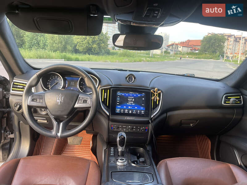 Седан Maserati Ghibli 2016 в Києві