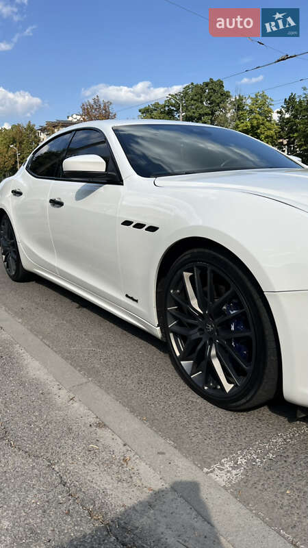 Седан Maserati Ghibli 2017 в Днепре фото 8 Седан Maserati Ghibli 2017 в Днепре