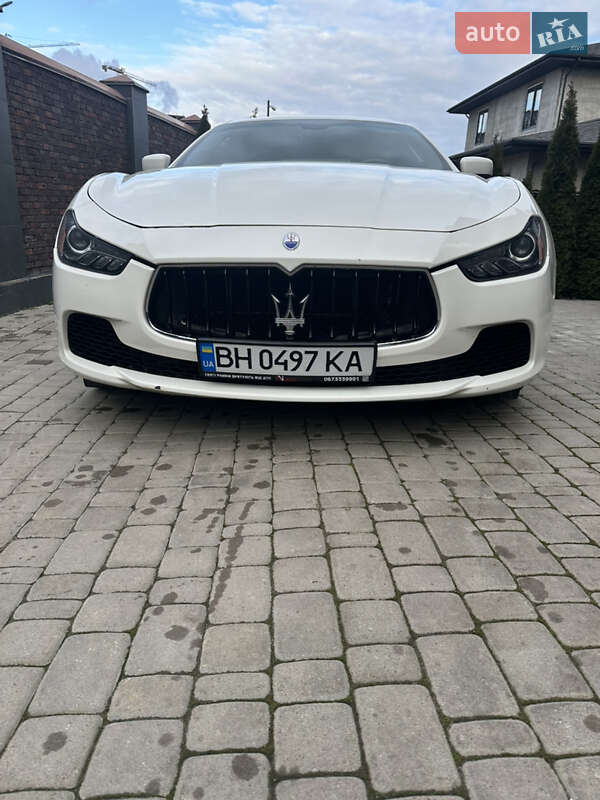 Maserati Ghibli 2013