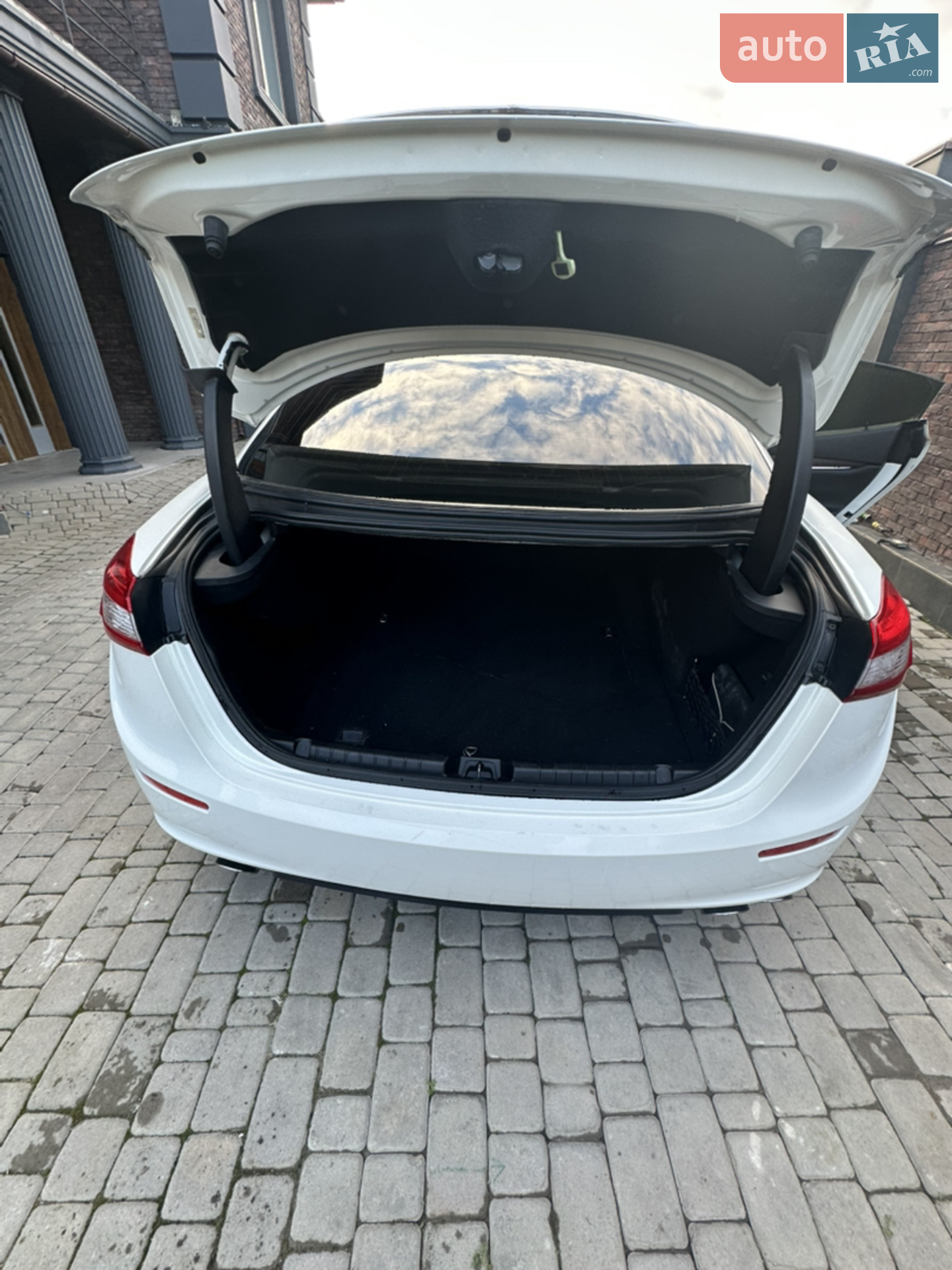 2013 Maserati Ghibli - мініатюра 21