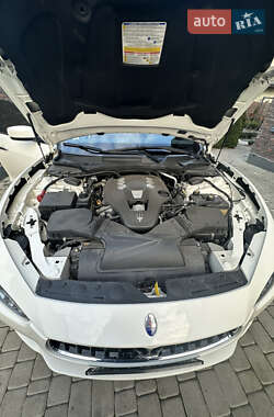 Седан Maserati Ghibli 2013 в Одессе