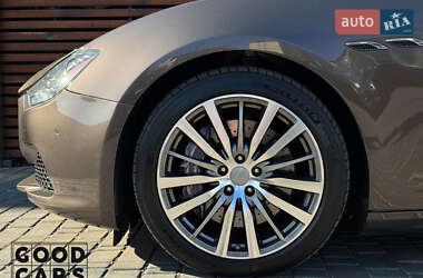 Седан Maserati Ghibli 2015 в 