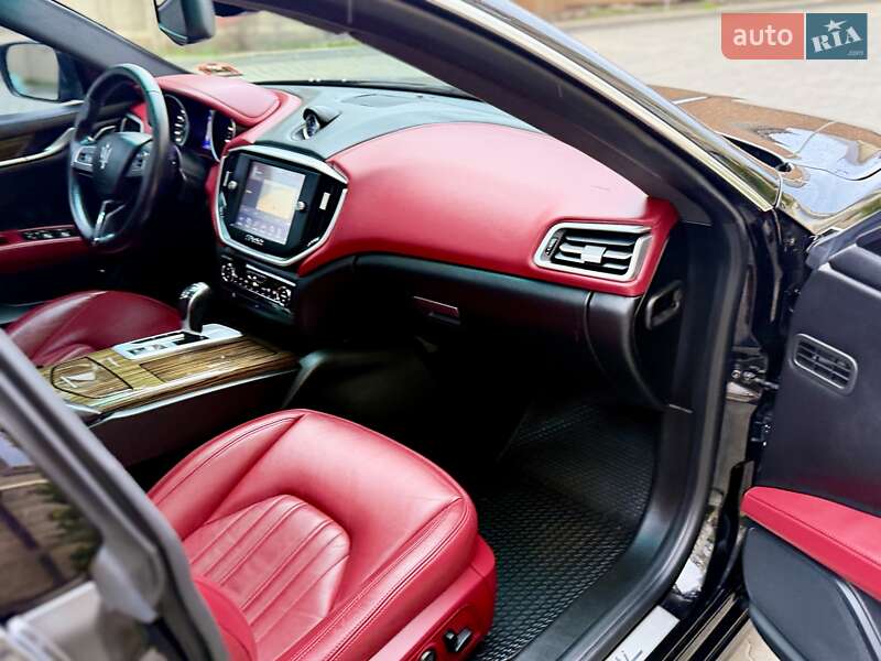 Седан Maserati Ghibli 2014 в Одесі