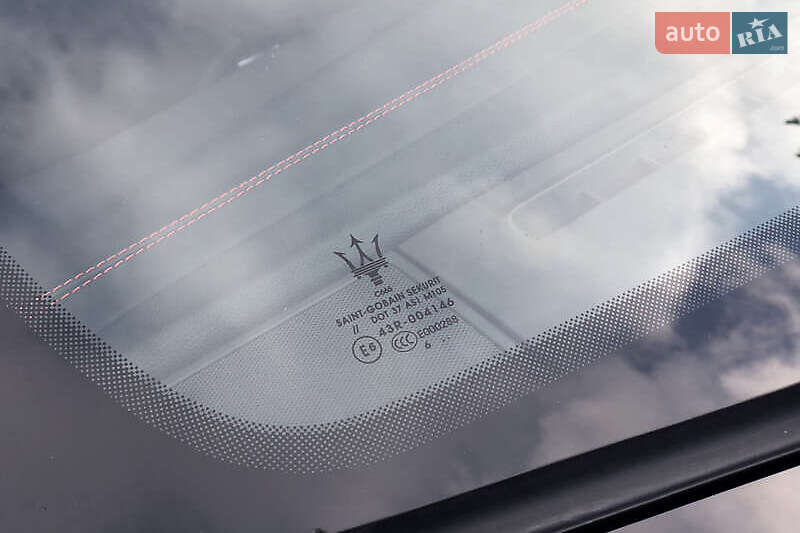 Седан Maserati Ghibli 2017 в Києві