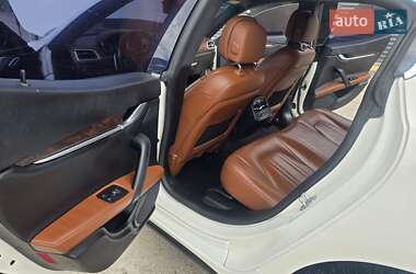 Седан Maserati Ghibli 2016 в 