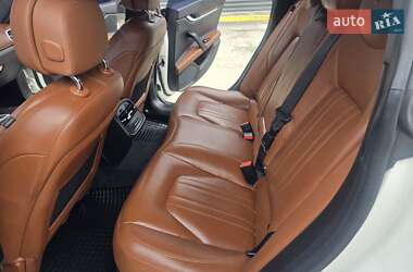 Седан Maserati Ghibli 2016 в 