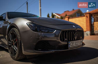 Седан Maserati Ghibli 2014 в 