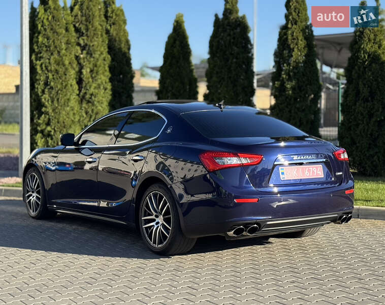 Седан Maserati Ghibli 2015 в Києві