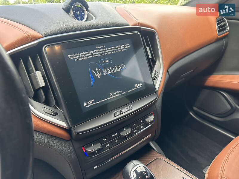 Седан Maserati Ghibli 2017 в Умані