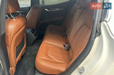 Седан Maserati Ghibli 2017 в 