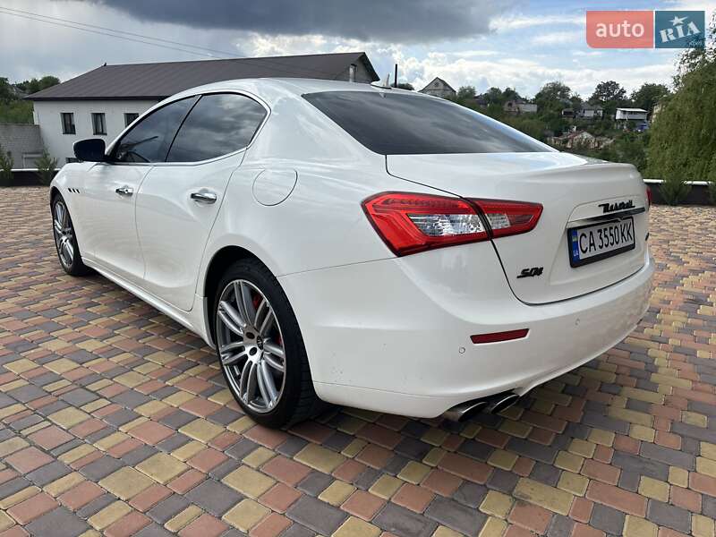 Седан Maserati Ghibli 2017 в Умані
