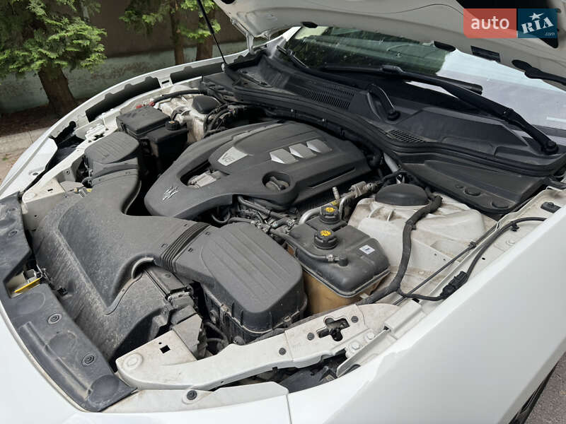 Седан Maserati Ghibli 2014 в Рівному