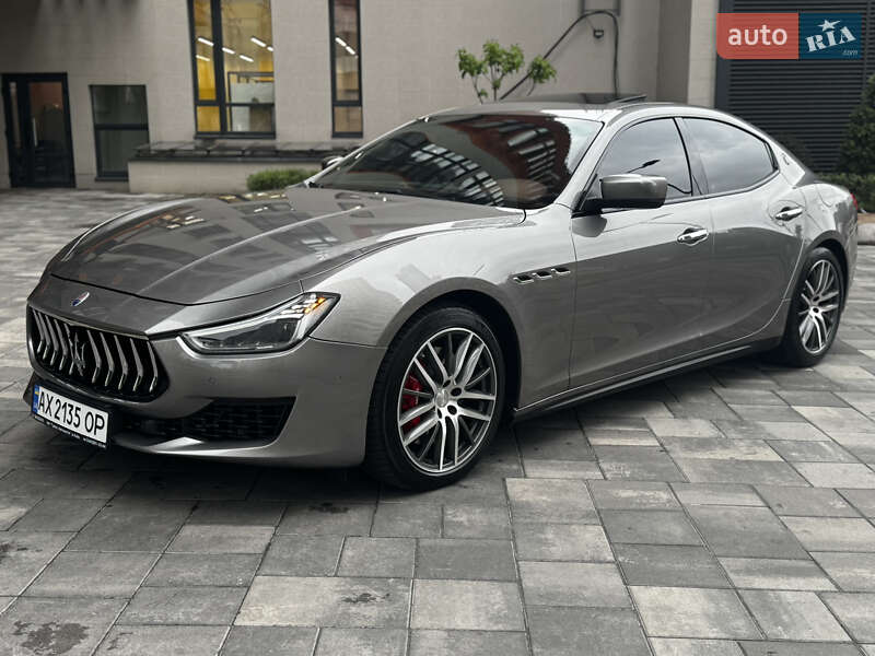 Maserati Ghibli 2013