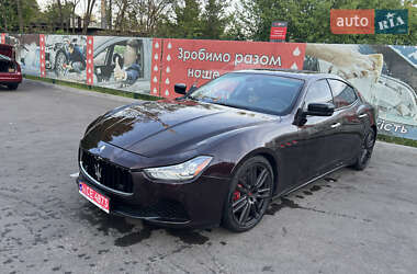 Седан Maserati Ghibli 2014 в 