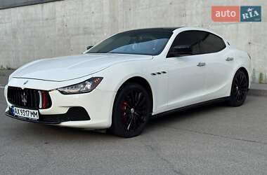 Седан Maserati Ghibli 2015 в 