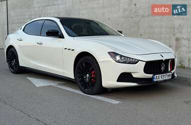Седан Maserati Ghibli 2015 в 