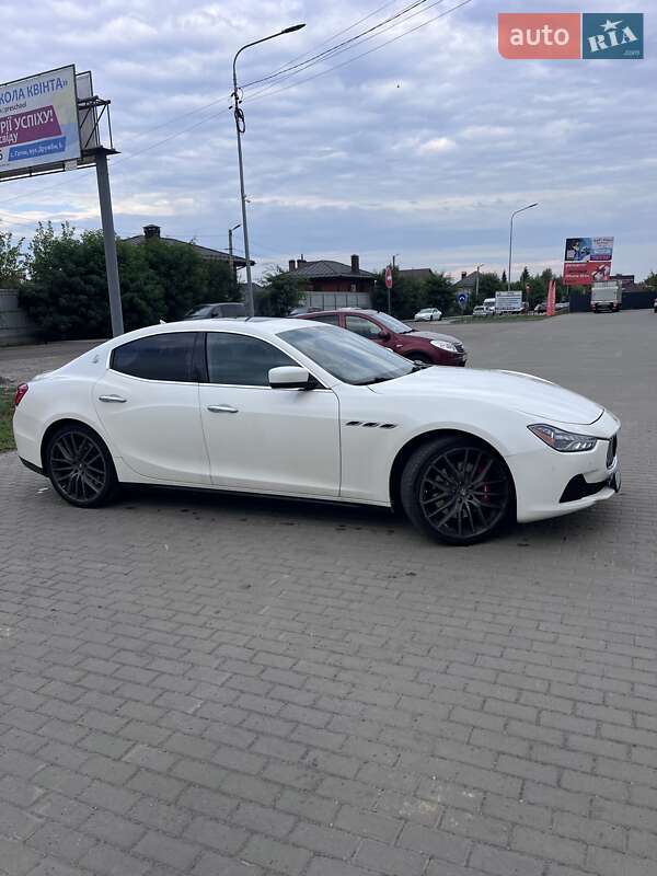 Седан Maserati Ghibli 2015 в Киеве