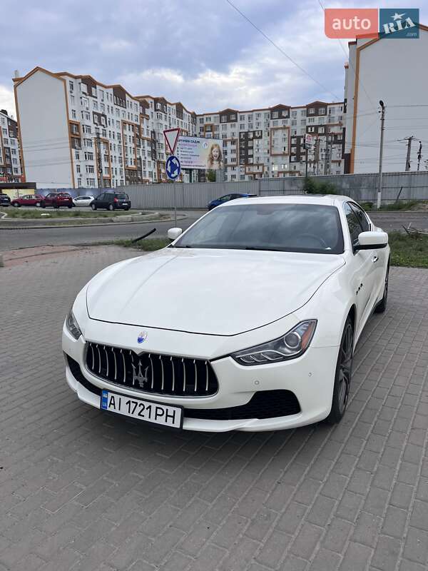 Седан Maserati Ghibli 2015 в Киеве