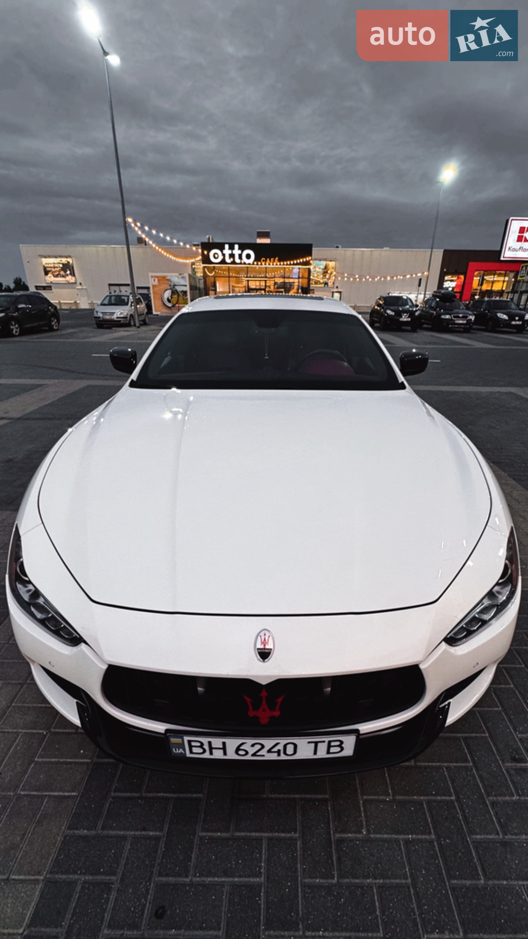 2016 Maserati Ghibli - мініатюра 8