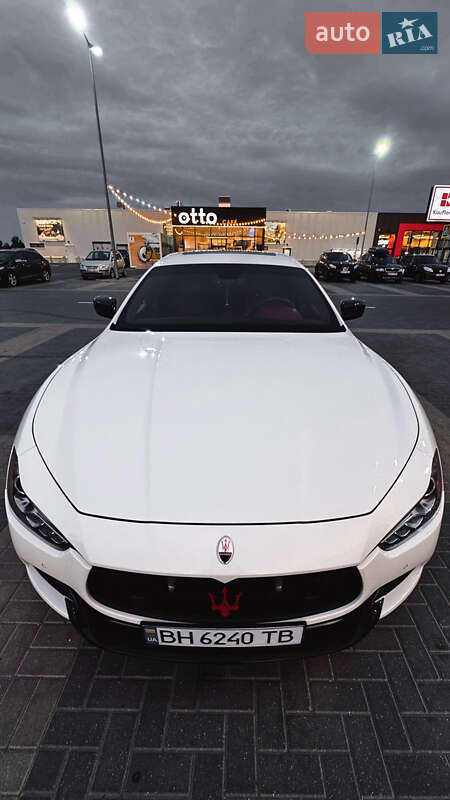 Седан Maserati Ghibli 2016 в Одессе